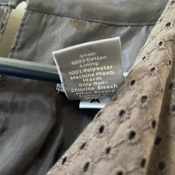 #109 Ann Taylor Petites Eyelet Dress - Picture 4 of 5